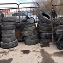 Çin'den gelen kişileri istemeyen Ukraynalılar hastane önünde barikat kurdu