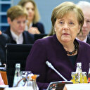 Göçmenler kapılara yüklenince Merkel telaşlandı: Türkiye sınırında güvenli bölgeye ihtiyacımız var