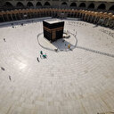 Kabe'de koronavirüs temizliği: Tavaf alanı ilk kez böyle boş kaldı
