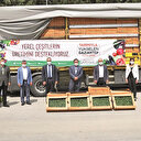 Büyükşehir zor günde çiftçiye derman oldu