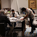 İsveç’te Irak vatandaşları kahraman ilan edildi: Maske dikip ücretsiz dağıtıyorlar