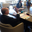 Cumhurbaşkanı Erdoğan Ağrı'da PKK tarafından kızları kaçırılan aileyle görüştü