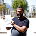 Konyaaltı sahilini boş görünce dayanamadı, 5 dakika denize girince cezayı yedi