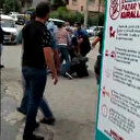 Adana'da semt pazarı denetimi yapan memurlar darp edildi