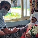 101 yaşındaki anneyi duygulandıran jest