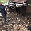 Kümesten 2,5 metrelik yılan çıktı: Yılanı görenler şaşkına döndü