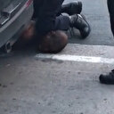 Dehşet anları kamerada: ABD'de bir polis şüpheliyi boğarak öldürdü