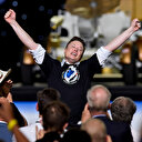 O anı böyle kutladı: Elon Musk'un  SpaceX'in tarihi başarısı sonrasındaki sevinci fotoğraflara yansıdı