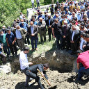Eski muhtarın kardeşi, PKK'lı teröristler tarafından uzun namlulu silahlarla öldürüldü