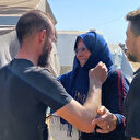 6 yıldır haber alamadığı oğluna kavuşan Suriyeli annenin büyük sevinci