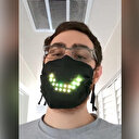 İngiliz oyun tasarımcısından LED ışıklı maske