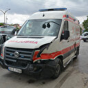Kahramanmaraş'ta ambulans ile otomobil çarpıştı: 6 yaralı