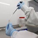 Çin'de klinik testleri süren koronavirüs aşısı orduda kullanılmaya başlandı