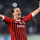 Zlatan Ibrahimovic verdiği cevaplarla yine şaşırtmadı