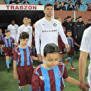 Trabzonspor ve Beşiktaş'la anlaşamadı, yurt dışına transfer oluyor