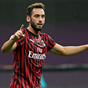 Milan’da Hakan Çalhanoğlu fırtınası: Şov yapmaya devam ediyor