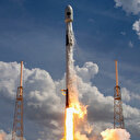 SpaceX ilk iş birliğini Güney Kore ile yaptı: Askeri uyduyu uzaya fırlattılar