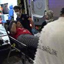 Adana'da bir kişi yanındaki kadını önce dövdü sonra da seyir halindeki araçtan attı