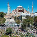 Ayasofya-i Kebir Cami-i Şerifi'ndeki cuma namazına yoğun katılım