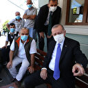 Cumhurbaşkanı Erdoğan, Üsküdar'da taksi durağını ziyaret etti