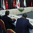AK Parti'ye yeni katılan 31 belediye başkanı Cumhurbaşkanı Erdoğan ile görüştü