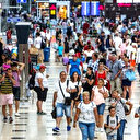 Türkiye'ye Rus turist akını: Ağustosta 225 bini buldu, sezon kasıma kadar uzayacak