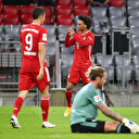 Bayern Münih'ten 'çılgın' başlangıç: Schalke 04'ü tarihi skorla yendiler