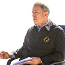 Macron’un boyu ve gücü yetmez