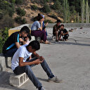 İnternete erişimin olduğu tek yer cami terası uzaktan eğitim sınıfı oldu