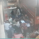 Esenyurt'ta pazarcıların levyeli sandalyeli yer kavgası