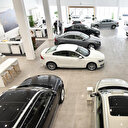 Araç alacaklar dikkat: Fiyat indiren de var, faizi sıfırlayan da