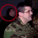 İşgalci Ermenistan komutanı açıklama yaparken askerlerin SİHA korkusu dikkat çekti