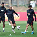 Feghouli maçta yok, idmanda var