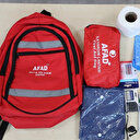 Çamaşırdan çoraba düdükten uyku tulumuna: İşte bir deprem çantasının maliyeti