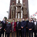 CHP’li Bakırköy Belediyesi'nden sağlık çalışanlarına heykelli destek