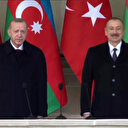 Cumhurbaşkanı Erdoğan ve Azerbaycan Cumhurbaşkanı İlham Aliyev, Zafer Geçidi Töreni'ndeki askerleri selamladı