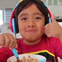 Youtube'un en çok kazananı sadece 9 yaşında bir çocuk: Yıllık geliri dudak uçuklattı