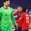 Lille-PSG maçına Burak Yılmaz'ın hareketi damga vurdu: Fransızlara centilmenlik dersi verdi