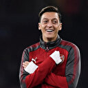 Mesut Özil küçükken tuttuğu takımı açıkladı