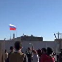 Suriye’de YPG/PKK yandaşları Ayn İsa’daki Rus üssünü taşladı