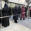 Esenyurt'ta şoke eden manzara: Tencere tabak indirimi korona dinlemedi