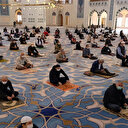 İçişleri Bakanlığı duyurdu: Vatandaşlar yarın evine en yakın camide cuma namazını kılabilecek