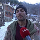 3 çocuk mesaisi: 300 koyunuyla karla kaplı meralarda hayvancılık yapıyor