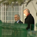 Cumhurbaşkanı Erdoğan, Oğuzhan Asiltürk’ü evinde ziyaret etti