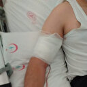 Abonenin elektriğini kesmeye giden, şirket çalışanı bıçaklandı