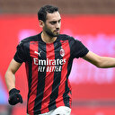 Hakan Çalhanoğlu koronavirüse yakalandı