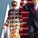 Trump çifti Florida'ya indi: Melania Trump'ın turuncu elbisesi dikkat çekti