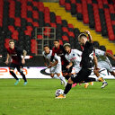 Süper Lig'in ilk yarısında en fazla hangi takıma penaltı çalındı?