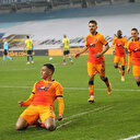 Galatasaray Kadıköy'den lider döndü