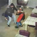 Tekirdağ'da indirim yapmayan kadın dönercinin bıçaklandığı an kamerada